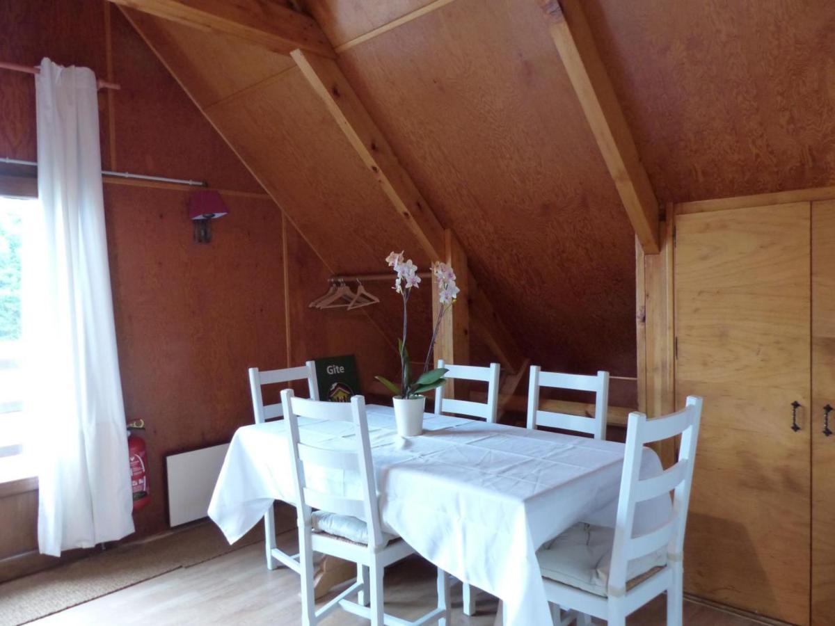 Chalet Familial Pres De Vichy, Terrasse, Animaux Acceptes - Fr-1-489-274 Le Vernet  Εξωτερικό φωτογραφία